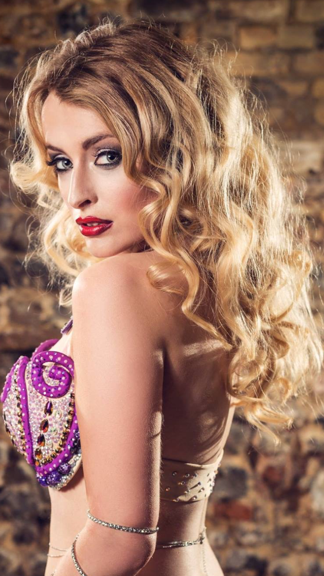 Fashion and Beauty Hair and Make-up by Sarah Swain, Image copyright Stephen Rainer, Life in Images Photography